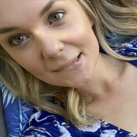 caireen erotic model archive