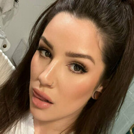 Lunaluvbad pornstar art archive