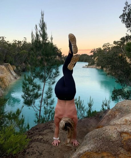 Racharmstrong Aussie xxx pornstar pics