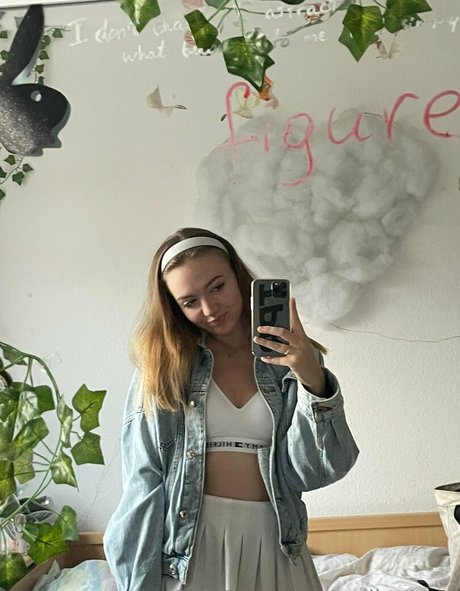 emilyxxoxo star pornographic photo