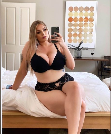 alternative onlyfans sexy picture