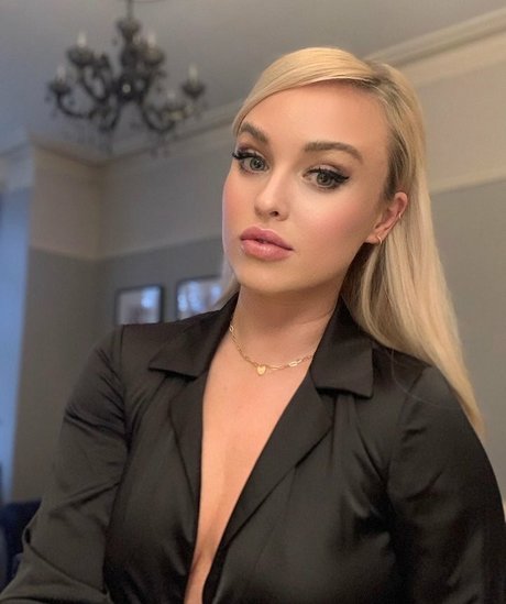 Jorgie Porter pornstar beautiful pictures