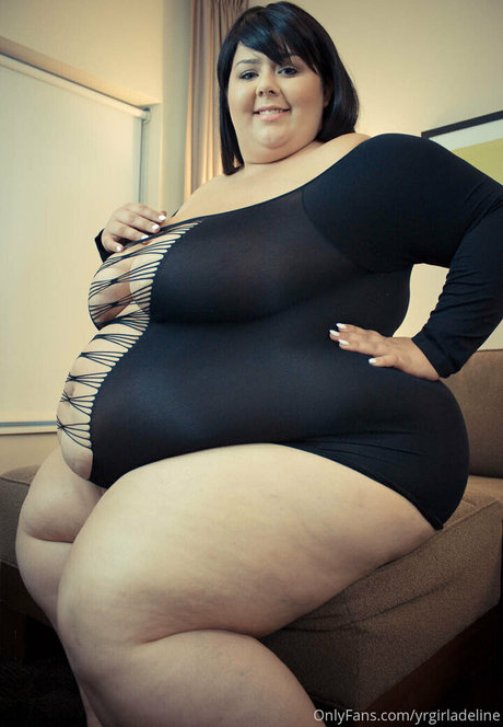 thigh high boots onlyfans top image