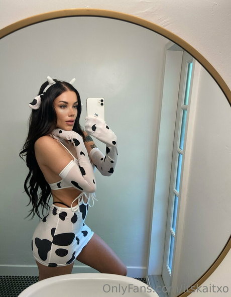 itssaraxo star photos