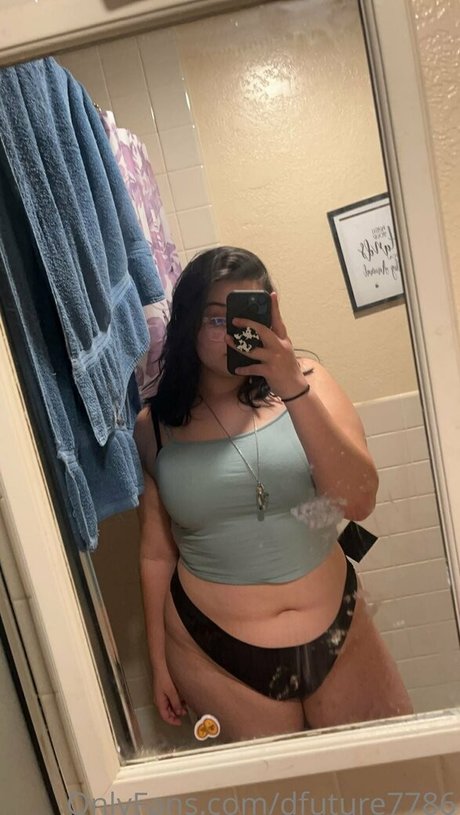 dfuture7786 adult actress photos