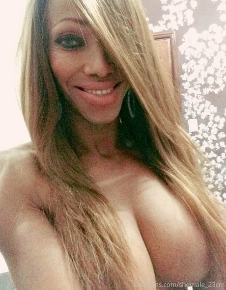 shemale 23cm pornstar high quality photo