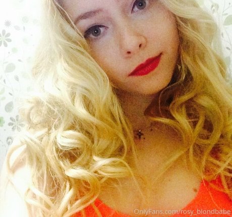 rosy blondbabe model nice photo