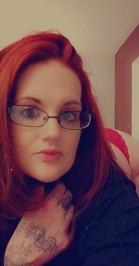 daynamariie model erotic photo