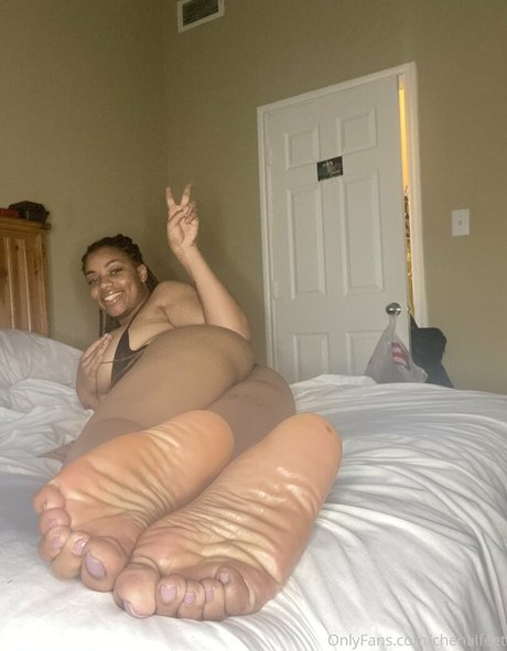 chenalfeet free model pictures