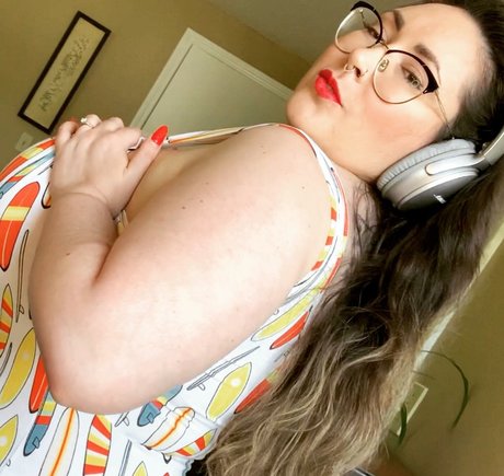 Penelope34J nude actress images