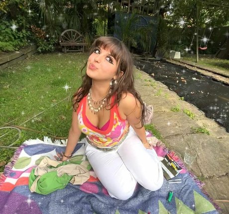 Maddy Adderley nudes actress images