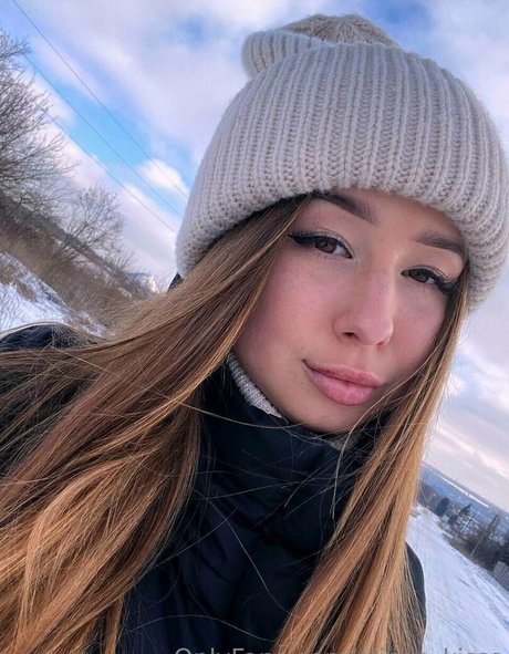 down onlyfans nudes images