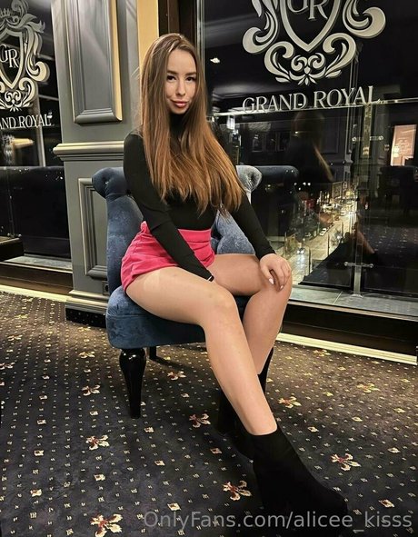 alicee kisss model pretty archive