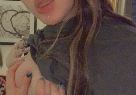 nattiethebaddie xxx actress img