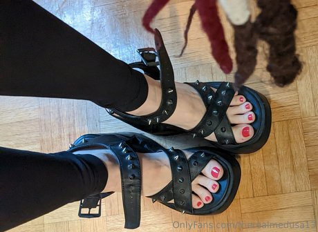 therealmedussa actress photo