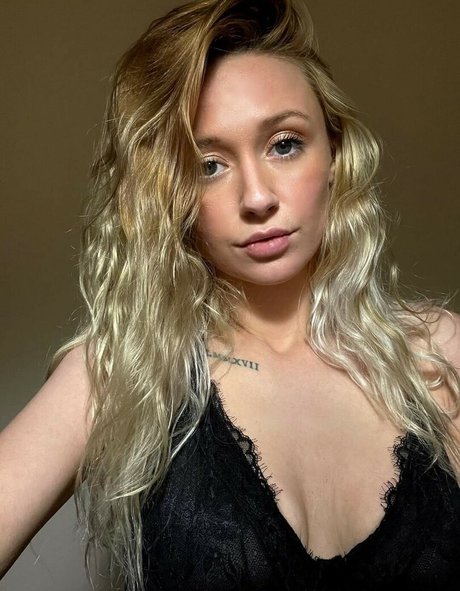 obey genevieve pornstar beautiful pictures