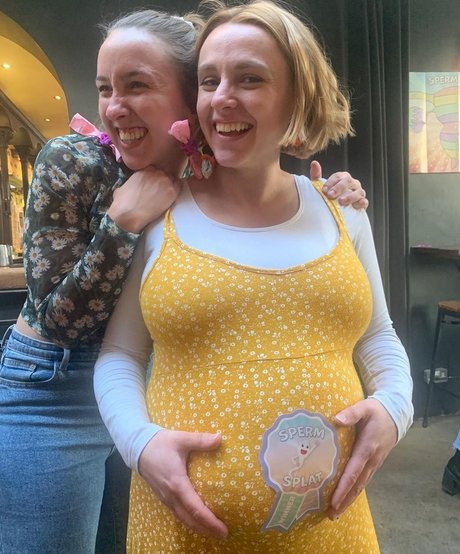 Hannah Witton model best images