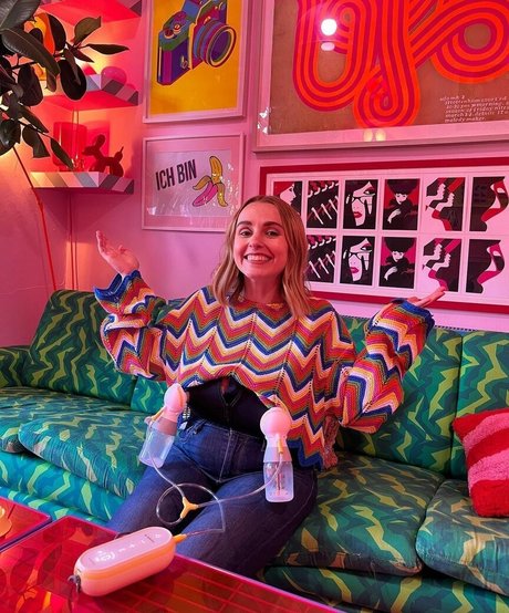 Hannah Witton art actress gallery