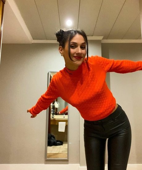 Sabela OT model porn images