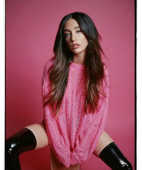 hairy teen onlyfans art naked pictures