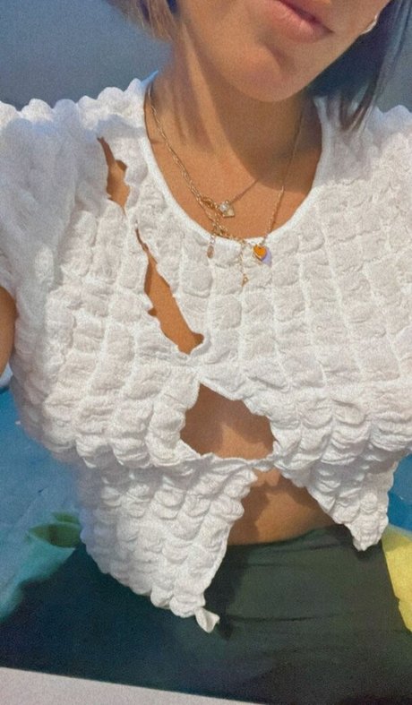 Marta De Lola nude model pictures