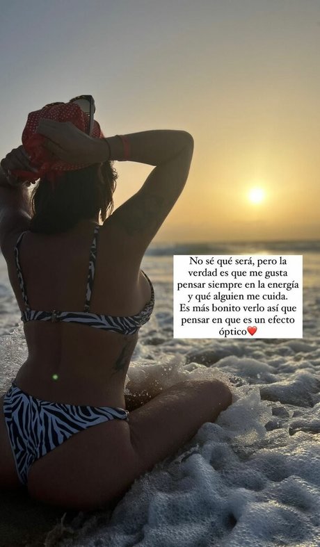 Marta De Lola star art picture