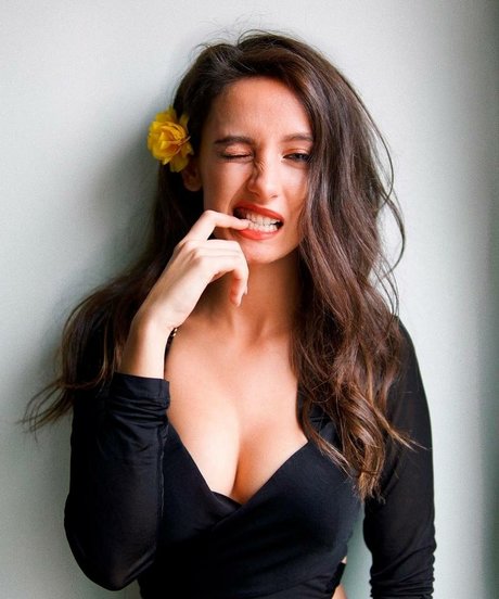 Maria De Nati pornstar sexy archive