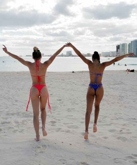 Eva Marisol Gutowski erotic model pic