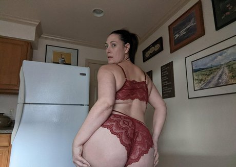 My Dads Wife star sexy picture