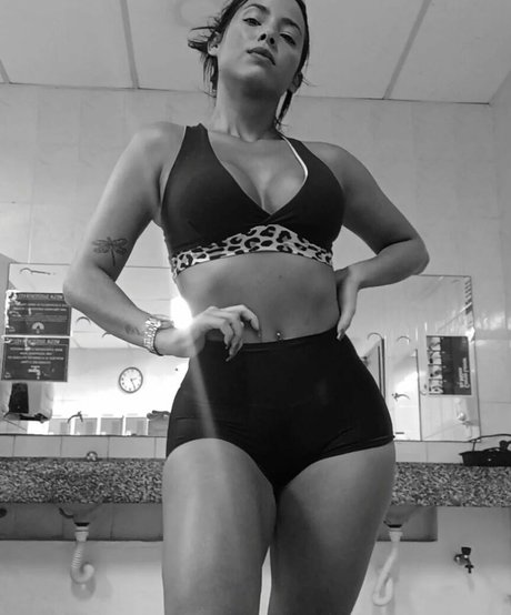 Juju Bellini art actress image