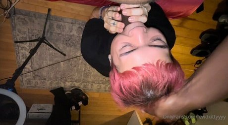 lewdkittyyyy star art images