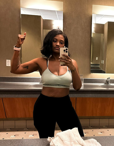 curvy girl onlyfans free pics