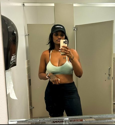 queen super soaker art star photos