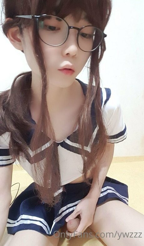 ywzzz model pornographic picture