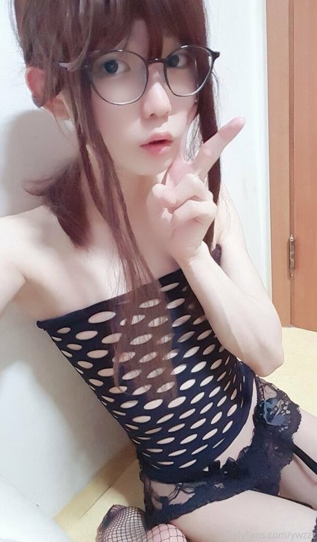 ywzzz model exclusive photo