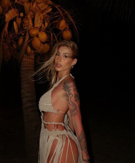 flat chested onlyfans free porn galleries