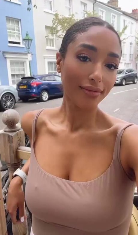 Shirin Olivia high quality actress pics