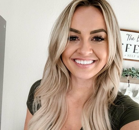 Ashley Freiberg best star pics