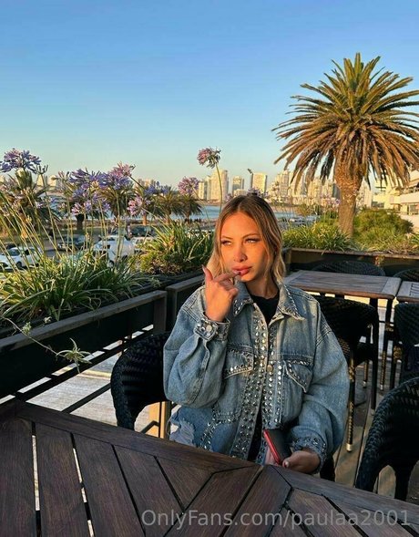Paulaa2001 model sex photos