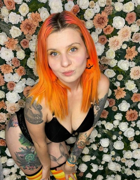 kourtneyrabbit model sexy pic