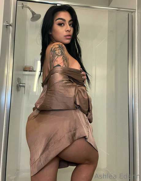 ashleasoffline model pretty pictures