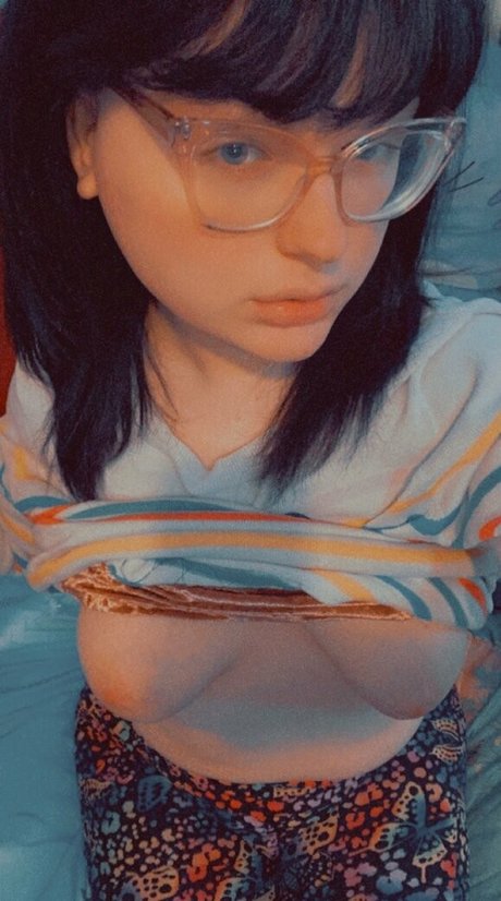 skylakat nudes star pictures