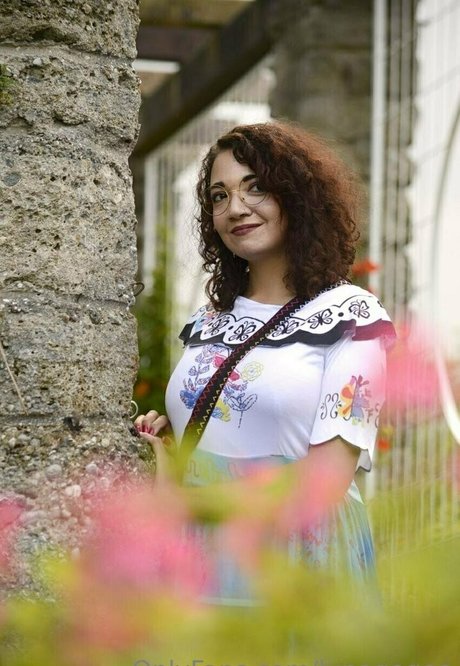 lunagogoo sex actress images