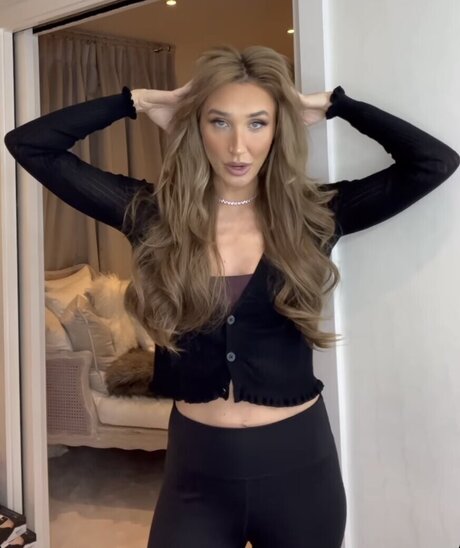 Megan McKenna pretty pornstar image