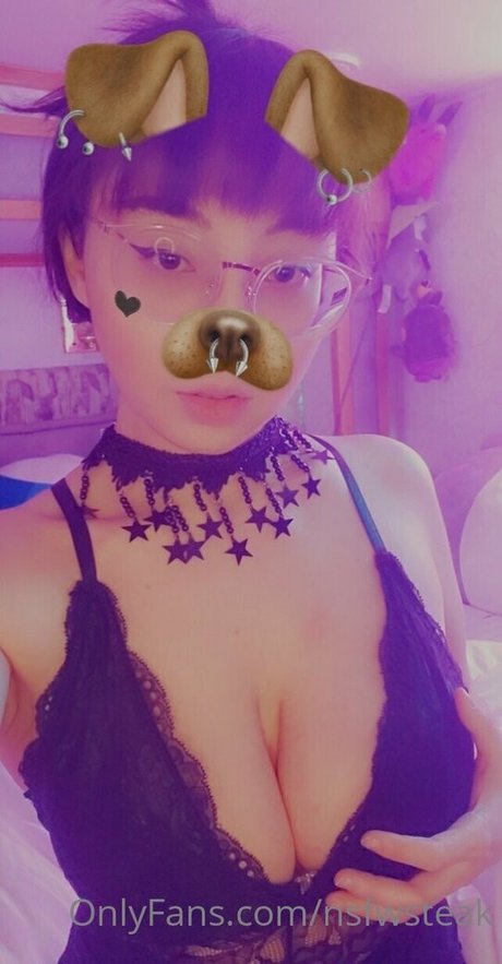 nsfwsteak pornstar nude pic