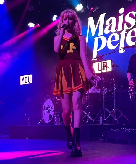Maisie Peters sexy model archive