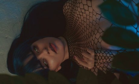 MimaCosplay exclusive actress pics