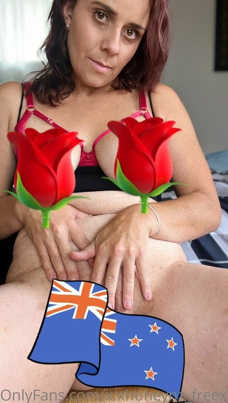 honeynz free exclusive actress photos