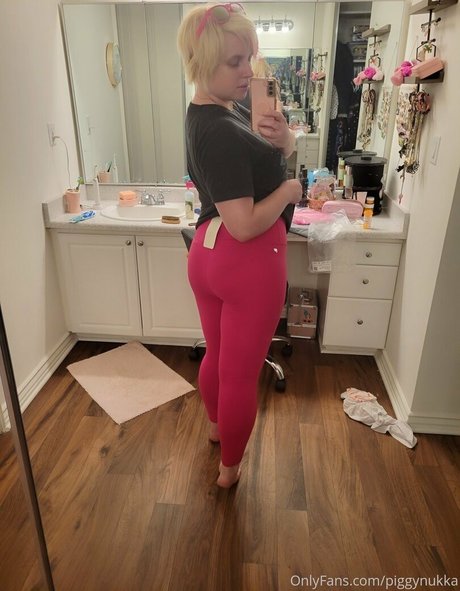 piggynukka pornstar best pic