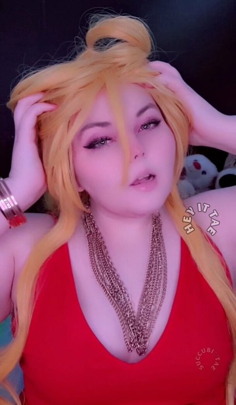 heyittae art actress photo